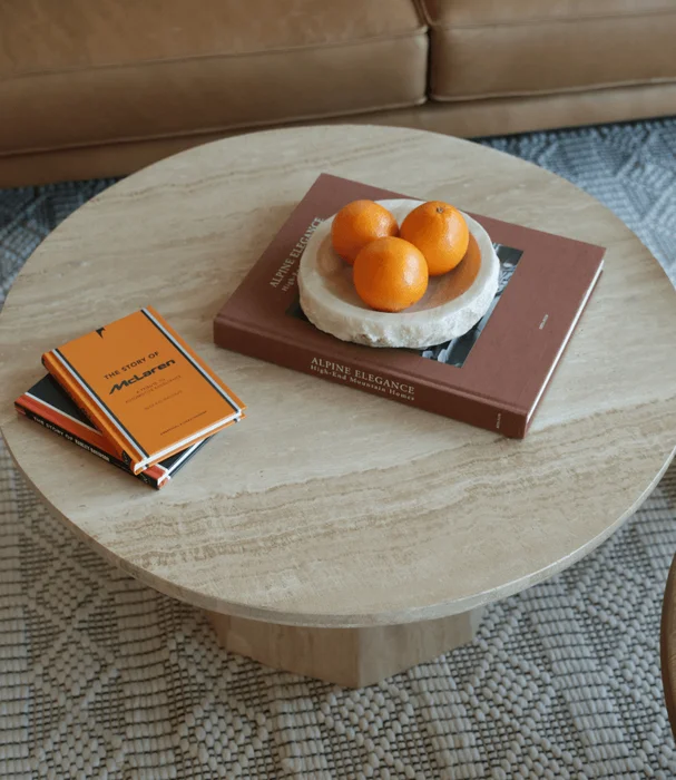 MESA LIVING VERONA CIRCULAR TRAVERTINO en Beige - Mesas de living, Uruguay | Más Infinito Casa, vista 3