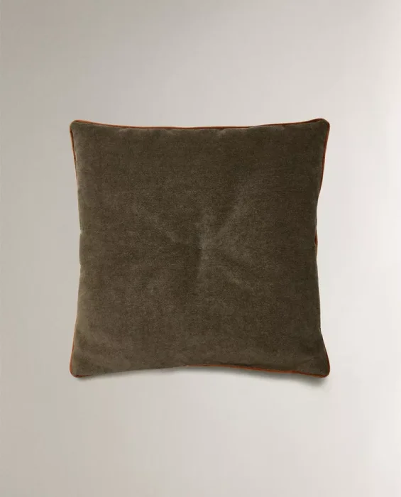 COJÍN SILLA PIPPING en Verde oliva - Textiles, Uruguay | Zara Home, vista 2