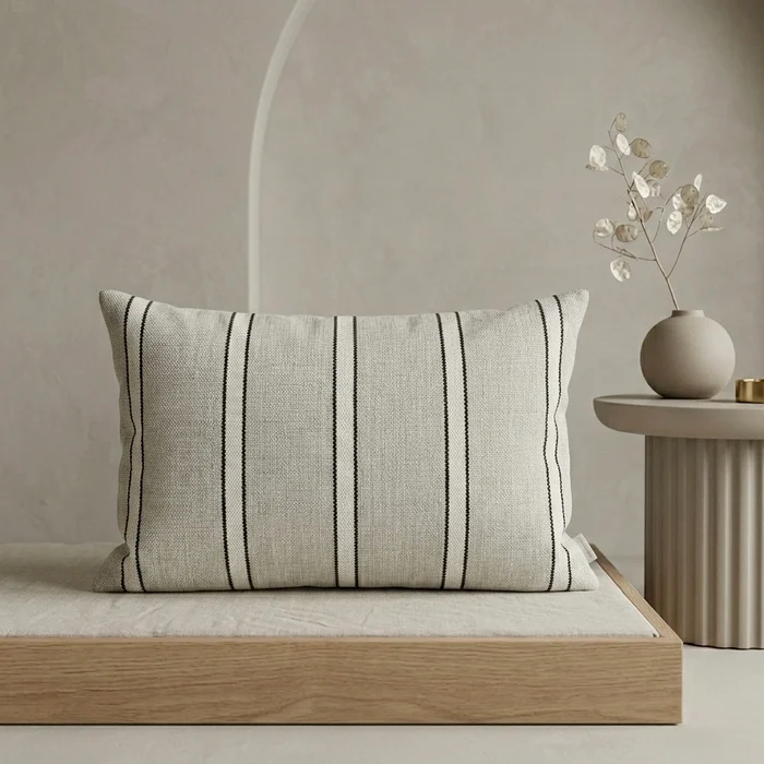 Almohadón Algodón Raya rectangular Gris|Negro|Natural en Multicolor - Textiles, Uruguay | Indrana, vista 3