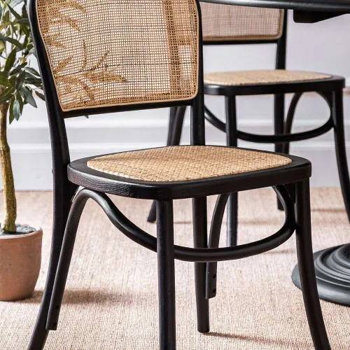 SILLA AUSTRALIA BLACK en Negro - Sillas, Uruguay | La Iberica