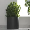 Macetero Cilindro 30 Negro Alto 30cm x 30cm diametro, 20 lts en Negro - Macetas, Uruguay | Champagne Home, vista 2 de 3
