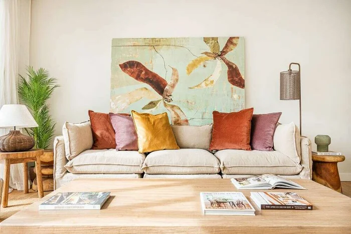 ALMOHADON TERCIOPELO ORO - 55 X 55 CMS en Dorado - Textiles, Uruguay | La Iberica, vista 4