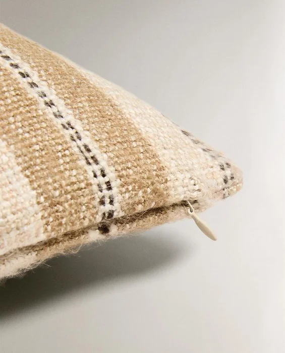 FUNDA COJÍN RAYAS - Textiles, Uruguay | Zara Home, vista 5