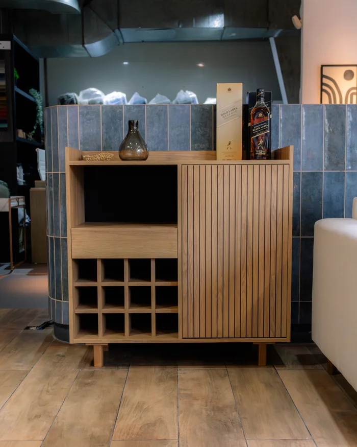 Bar Capri 90cm - Olmo en Madera natural - Aparadores y recibidores, Uruguay | Berna home, vista 2