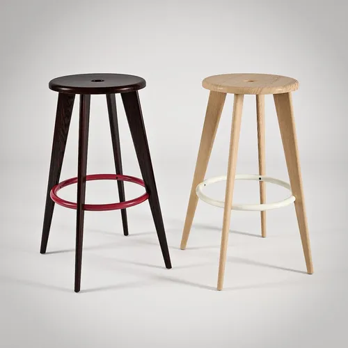 Tabouret Haut | Jean Prouvé en Madera natural - Butacas, banquetas y puffs, Uruguay | Mad for Modern