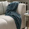Manta throw HUMLE 130x170 petrol en Azul - Textiles, Uruguay | JYSK, vista 2 de 3