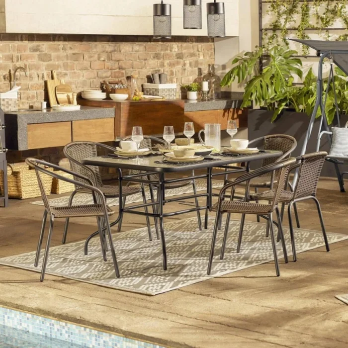 Silla Rattan Sintetico Marron Con Armazón Negra en Marrón - Muebles para el exterior, Uruguay | Albanés, vista 2