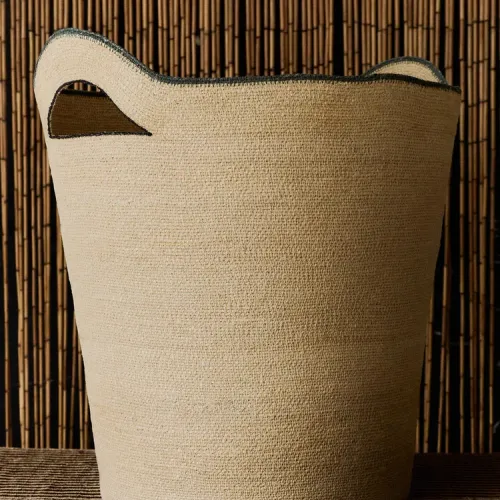 CESTA SEAGRASS PIPING en Beige - Canastos, Uruguay | Zara Home