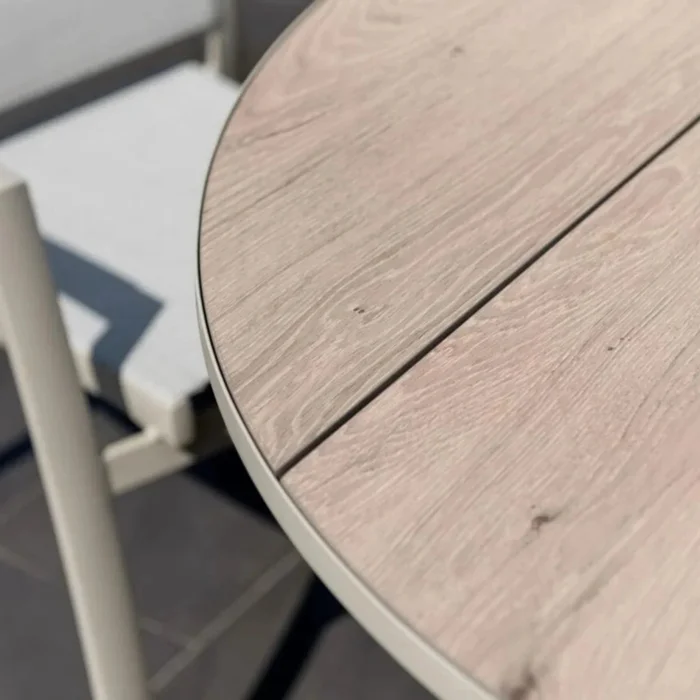 Mesa redonda de Patio Diámetro 119cm - Urbanite - Beige en Beige - Mesas de comedor, Uruguay | Ecowood, vista 3