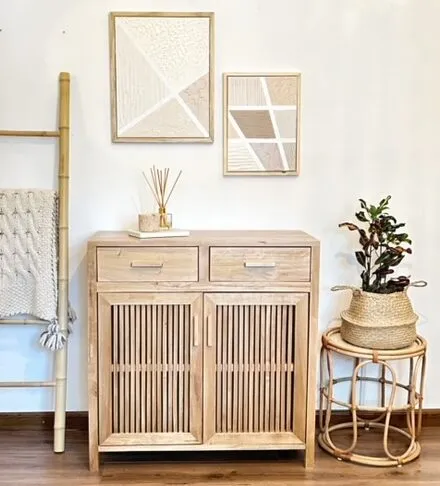 Aparador recibidor de álamo y puertas varilladas en Madera natural - Decoración, Uruguay | Decoramuss