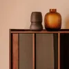 Jarrón Crila de vidrio - marrón 20 cm en Marrón - Jarrones, Uruguay | Kavehome, vista 2 de 5