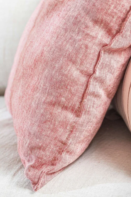 ALMOHADON PAZ - LINO DENIM CHERRY - 55 X 55 CMS - Textiles, Uruguay | La Iberica, vista 4