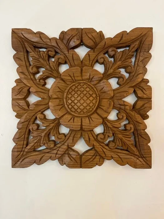 Talla de madera 30x30cm en Marrón - Decoración, Uruguay | Balihai
