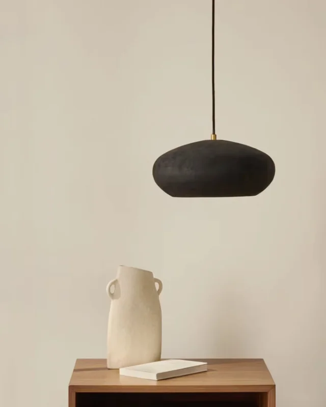 Jarrón Neti de papel maché blanco 27 cm en Blanco - Jarrones, Uruguay | Kavehome, vista 3