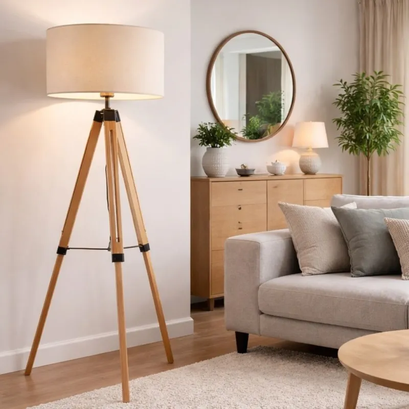 Luminaria de pie pantalla natural y madera estilo tripode -E27 158cm en Beige - Lámparas de pie, Uruguay | Iluminica