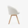 Silla giratoria Marvin - chenilla beige y patas de madera maciza de haya acabado natural en Beige - Sillas, Uruguay | Kavehome, vista 6 de 8