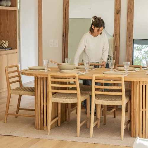 Mesa de comedor Oval en Madera natural - Mesas de comedor, Uruguay | De Arcos
