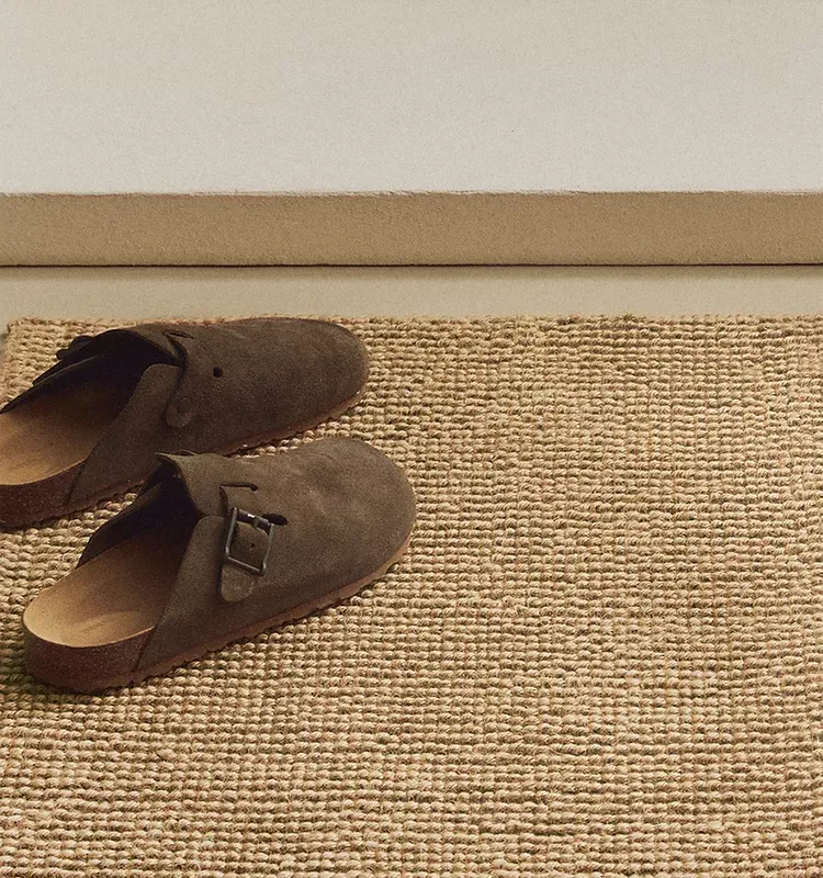FELPUDO LISO YUTE en Beige - Alfombras, Uruguay | Zara Home
