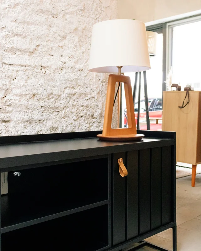 Rack Trendy Negro (Pie Negro) 160 cm en Negro - Muebles para TV, Uruguay | Berna Home, vista 8