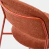 Silla apilable Meli de chenilla beige y patas de metal beige FSC Mix Credit - terracota y patas de metal terracota en Rojo - Sillas, Uruguay | Kavehome, vista 7 de 9