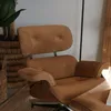 BUTACA EAMES GAMUZA CASTAÑO CON PUFF en Marrón - Butacas, banquetas y puffs, Uruguay | Masinfinito Casa, vista 3 de 4