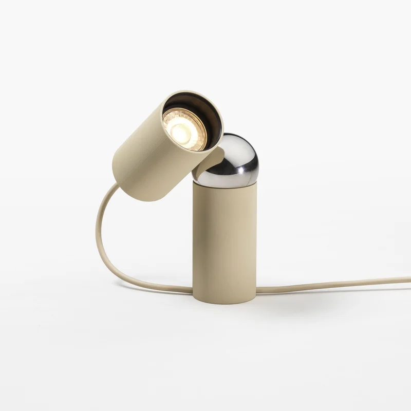 Bilboquet Beige en Beige - Lámparas de mesa, Uruguay | Darko Lighting, vista 3
