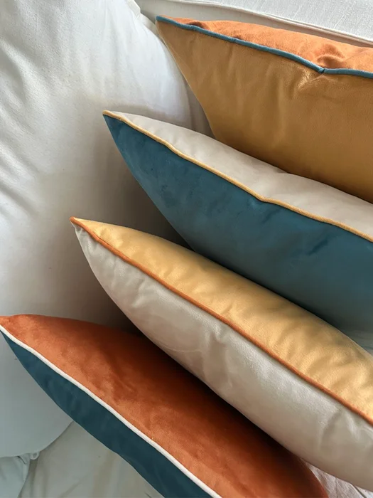 Almohadón Terciopelo Color Pop en Blanco - Textiles, Uruguay | Cabana