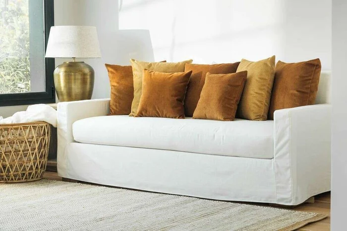 SILLON UMA - LINO Y TERCIOPELO ANTIMANCHAS en Multicolor - Sillones y sofás, Uruguay | La Iberica