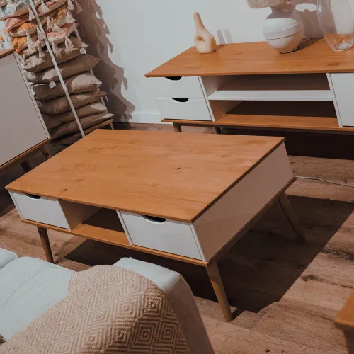 Mesa de Living Praga - Blanco en Blanco - Mesas de living, Uruguay | Ecowood