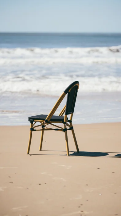 SILLA FORD NEGRA en Negro - Sillas, Uruguay | Sentido Jose Ignacio, vista 2