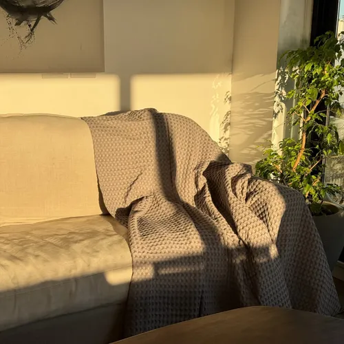 Manta tejida para sillón y cama gris - 180 x 130 cm en Gris - Textiles, Uruguay | Buho Store