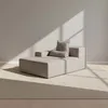 Sofá Kai 1 Cuerpo Tela Gris Modular Chaise Con Brazo Izquierdo en Gris - Sillones y sofás, Uruguay | Divino, vista 1 de 10