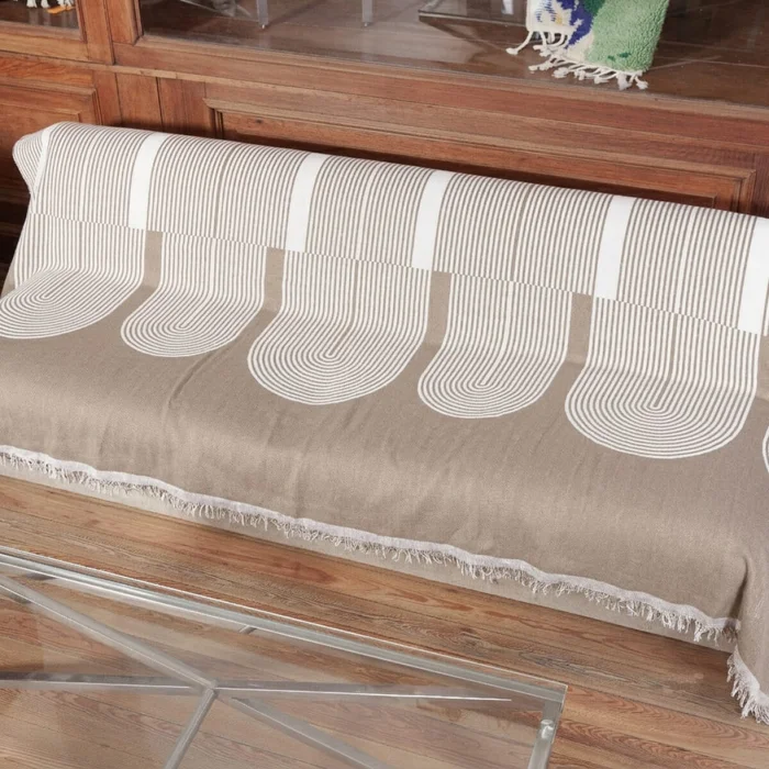 Manta para sillón y cama con diseños semicírculo - 180 x 300 cm en Diseños - Textiles, Uruguay | Buho Store