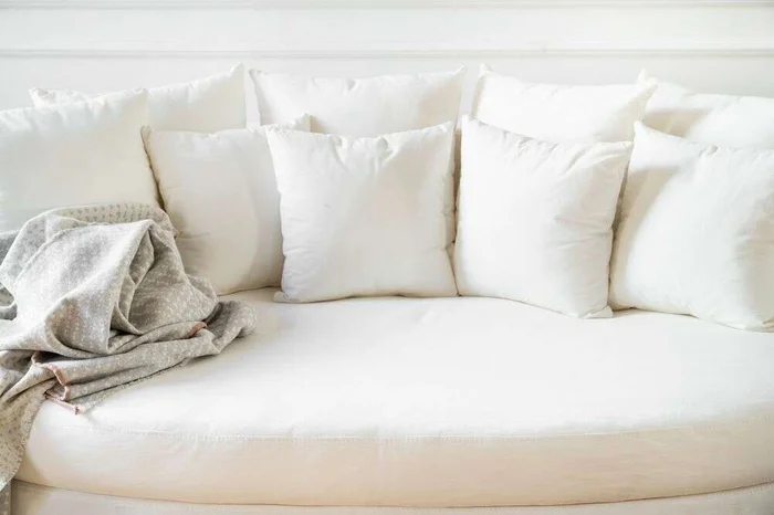 SILLON LUNA - OVAL - TUSSOR OFF WHITE en Blanco - Sillones y sofás, Uruguay | La Iberica, vista 6