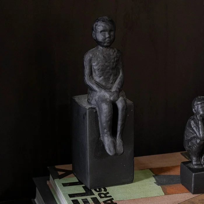 Estatua Finn grande en Negro - Decoración, Uruguay | De Arcos, vista 2