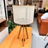 Lámpara de Mesa Apollo Tripe - Lámparas de mesa, Uruguay | Berna home, vista 4 de 4