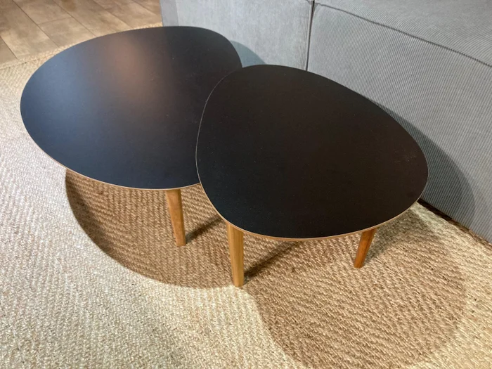 Conjunto Mesa de Centro Capri – Negro en Madera natural - Mesas de living, Uruguay | Berna Home, vista 4
