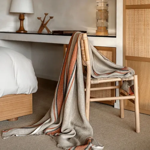 HARM THROW TIZZA BRICK en Multicolor - Textiles, Uruguay | Masinfinito Casa