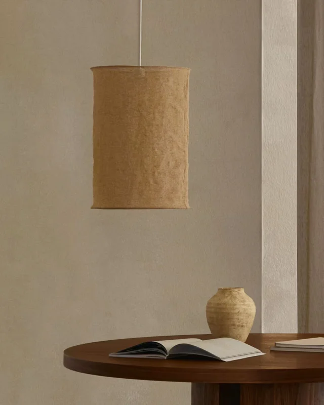 Pantalla para lámpara de techo Mariela de lino con acabado beige Ø 40 x 60 cm en Madera natural - Lámparas colgantes, Uruguay | Kavehome, vista 3