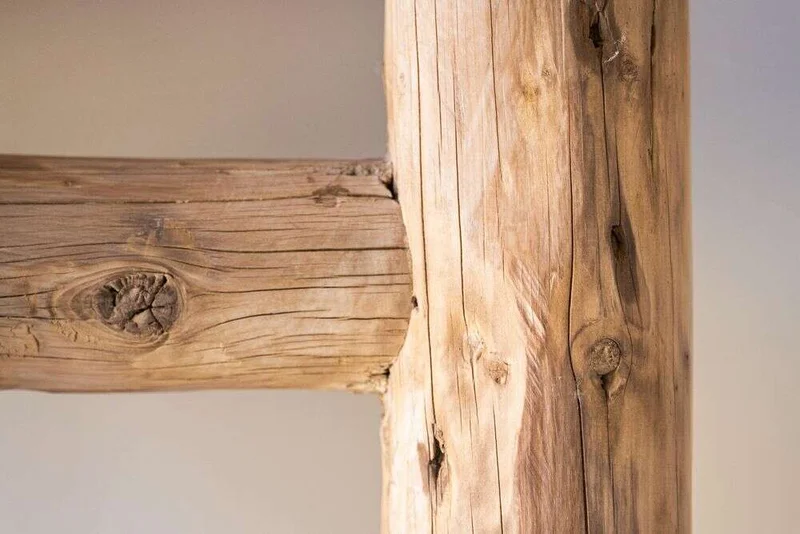 ESCALERA OLMO ANTIGUO en Madera natural - Bibliotecas, Uruguay | La Iberica, vista 3