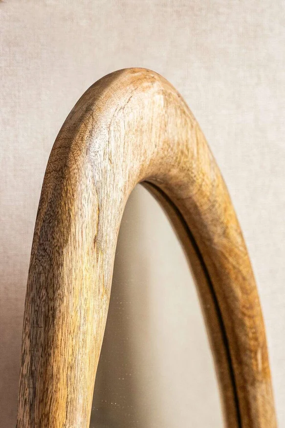ESPEJO CURVE - MANGO - 55 X 1.26 MTS en Madera natural - Espejos, Uruguay | La Iberica, vista 2