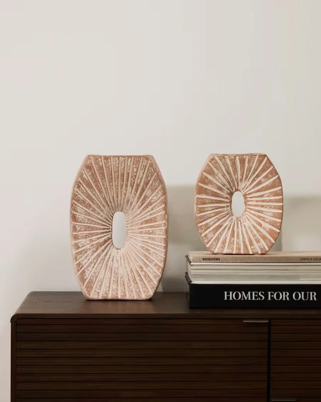 Jarrón Valura de papel maché rosa y beige - 31 cm - Jarrones, Uruguay | Kavehome, vista 4