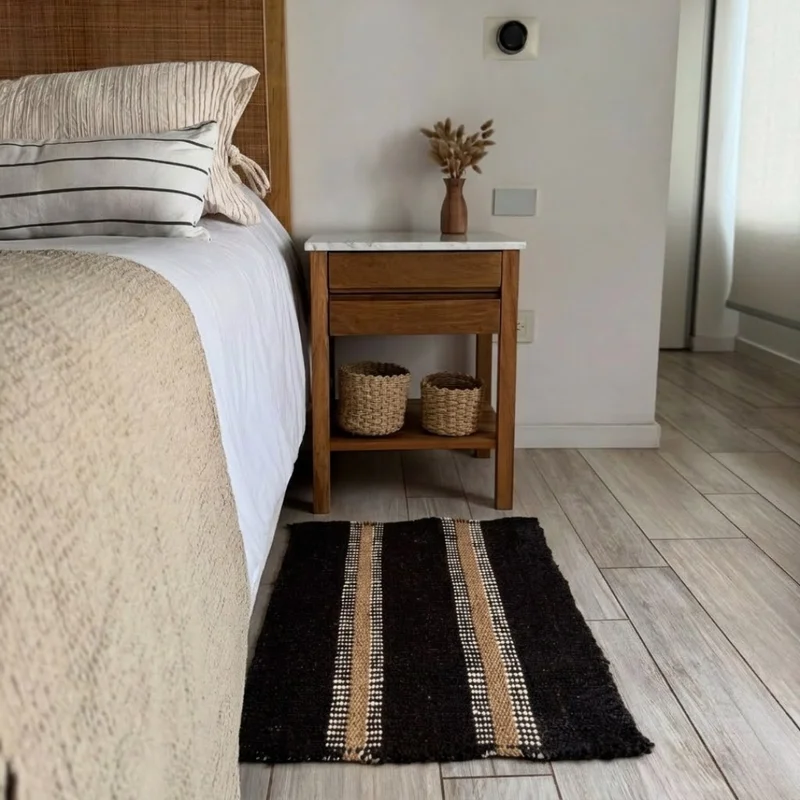 Tapiz de Yuta Tejido a Mano Yuta en Multicolor - Alfombras, Uruguay | Casakos, vista 3