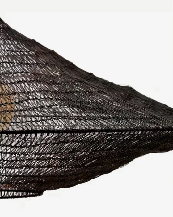 Lámpara de techo Makai de metal con acabado negro - Ø 87 cm en Negro - Lámparas colgantes, Uruguay | Kavehome, vista 4