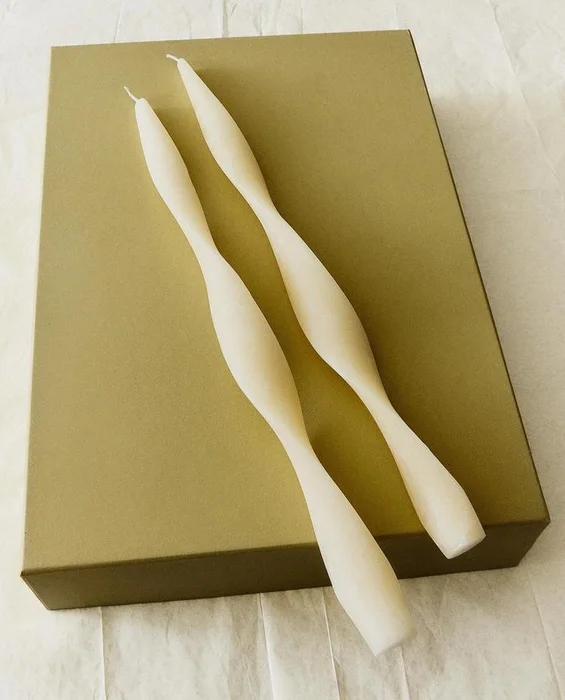 PACK VELAS DECORATIVAS TORSIONADAS (PACK DE 2) en Beige - Velas y Portavelas, Uruguay | Zara Home