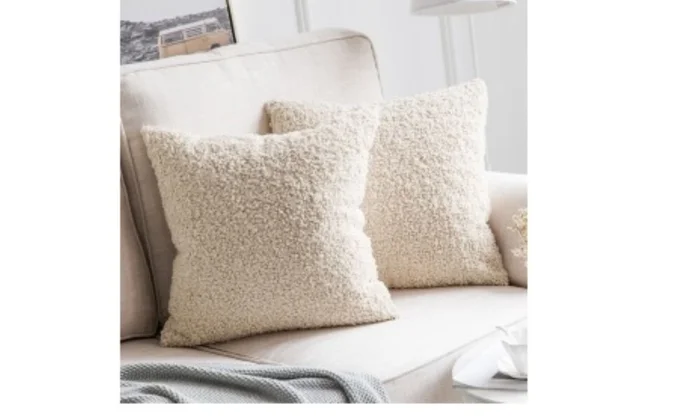 Almohadón de Corderito Beige en Beige - Textiles, Uruguay | Finkel