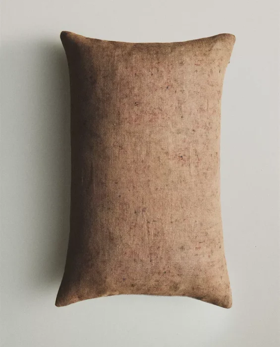 FUNDA COJÍN FLORAL en Multicolor - Textiles, Uruguay | Zara Home