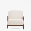 Butaca Sylo de chenilla beige y madera maciza de fresno con acabado tono nogal FSC 100% en Beige - Butacas, banquetas y puffs, Uruguay | Kavehome, vista 8 de 10