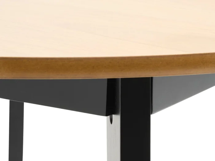 Mesa de comedor JEGIND Ø105 roble/negro en Madera natural - Mesas de comedor, Uruguay | JYSK, vista 3