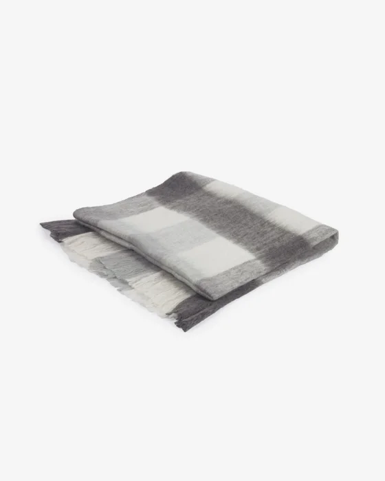 Manta Catarina cuadros blancos y grises 125 x 150 cm en Multicolor - Textiles, Uruguay | Kavehome